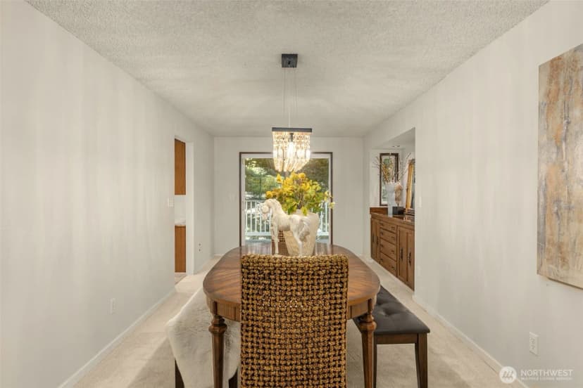 Property photo for 10763 Ne 139th Street, Kirkland photo 9