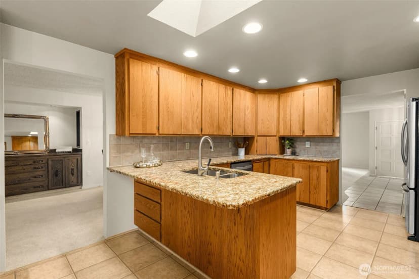 Property photo for 10763 Ne 139th Street, Kirkland photo 15