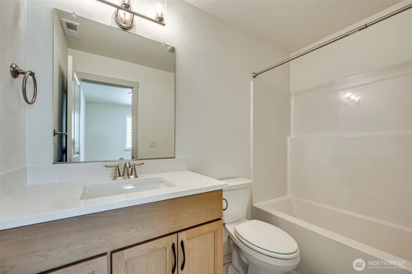 Property photo for 3431 Se 8th Avenue, Battle Ground photo 15