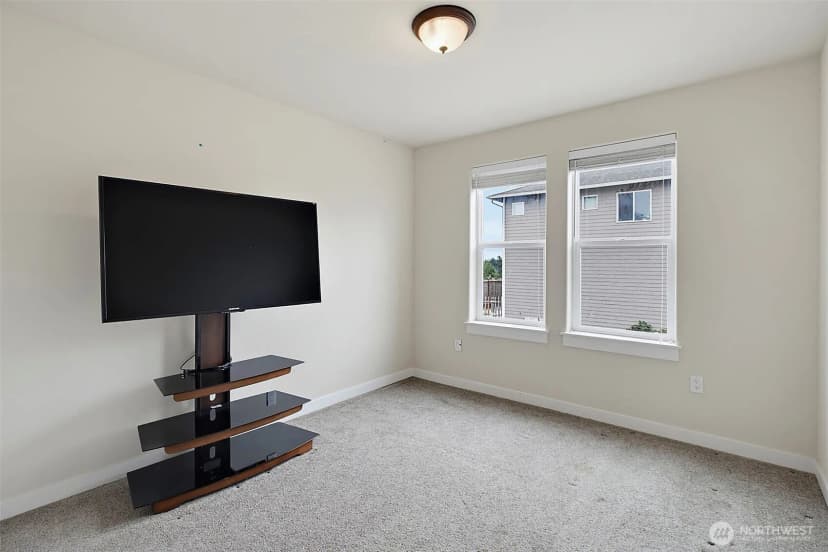 Property photo for 25330 128th Avenue Se, Kent photo 22