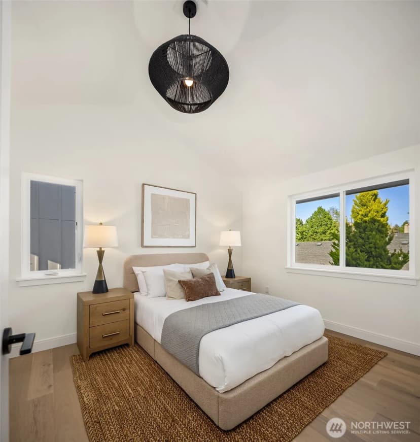 Property photo for 9006 5th Avenue S, Seattle photo 14