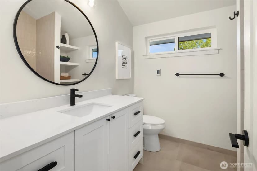 Property photo for 9006 5th Avenue S, Seattle photo 15