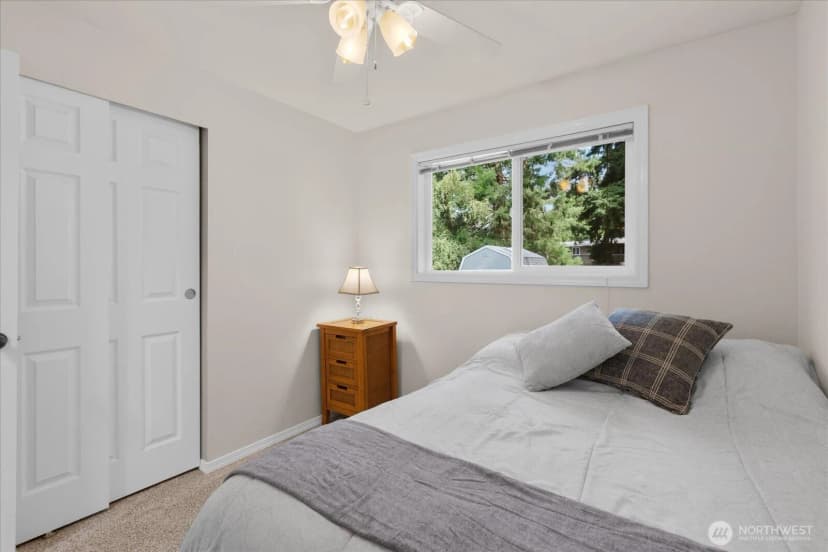 Property photo for 8512 Ne 136th Street, Kirkland photo 13