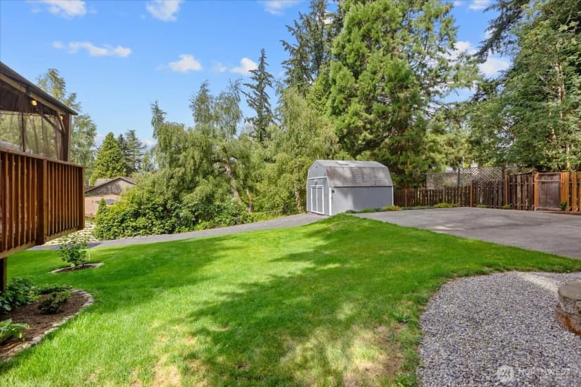 Property photo for 8512 Ne 136th Street, Kirkland photo 27