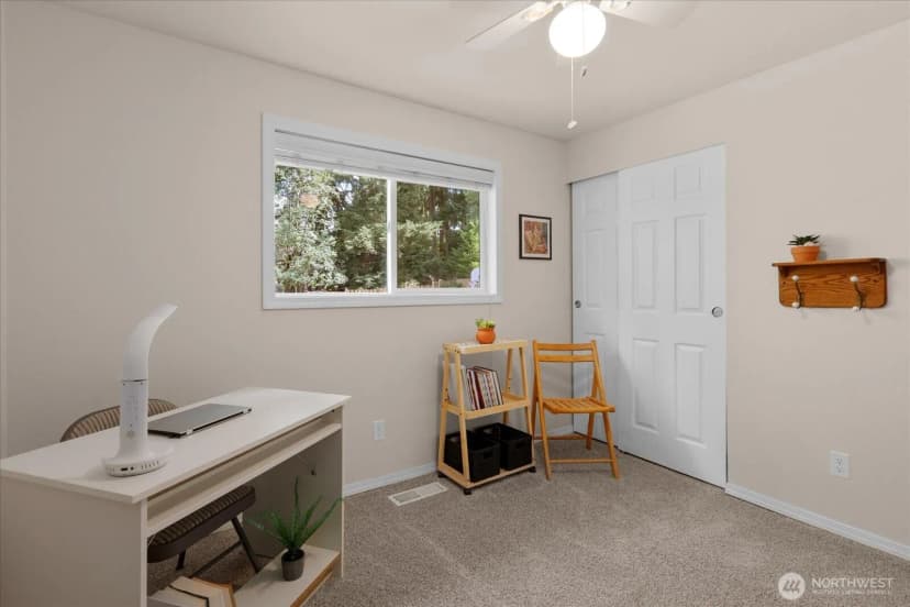 Property photo for 8512 Ne 136th Street, Kirkland photo 14
