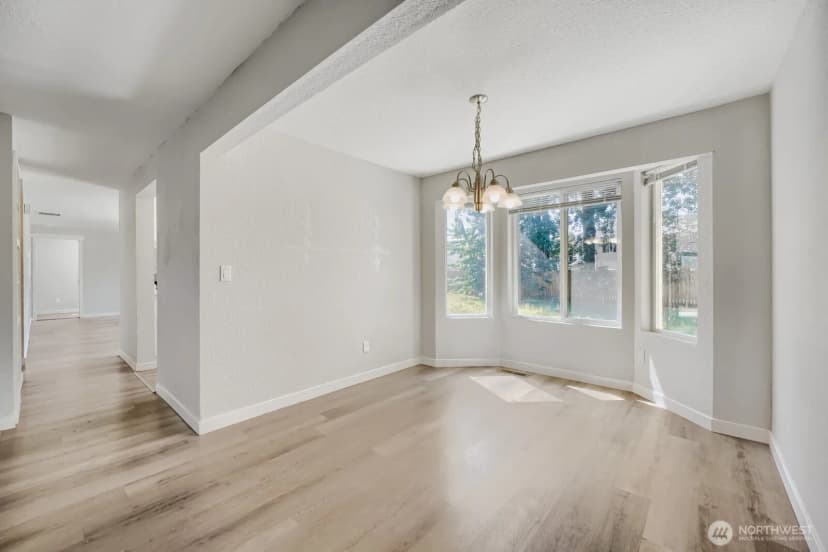 Property photo for 5517 39th Avenue Se, Lacey photo 10