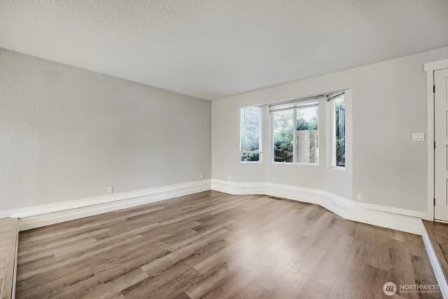 Property photo for 5517 39th Avenue Se, Lacey photo 4