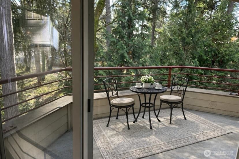 Property photo for 1684 152nd Avenue Ne #w307, Bellevue photo 8