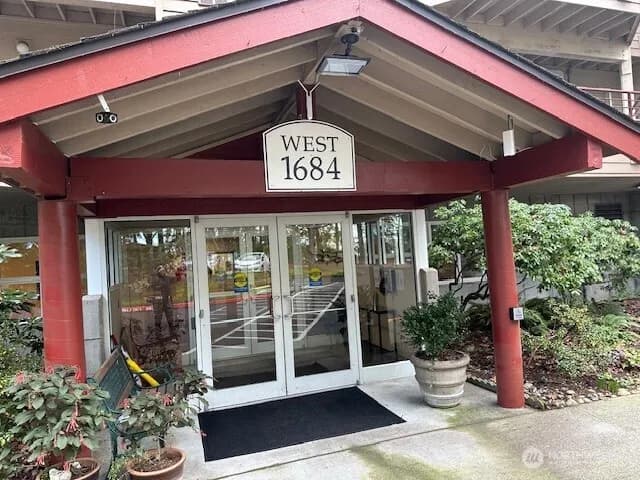 Property photo for 1684 152nd Avenue Ne #w307, Bellevue