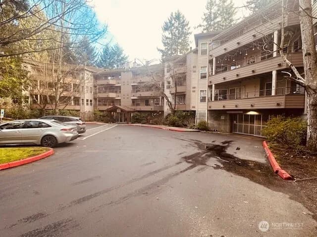 Property photo for 1684 152nd Avenue Ne #w307, Bellevue photo 10