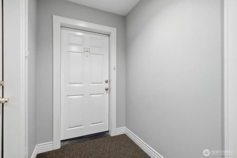 Property photo for 2713 Boylston Avenue E #201, Seattle photo 32