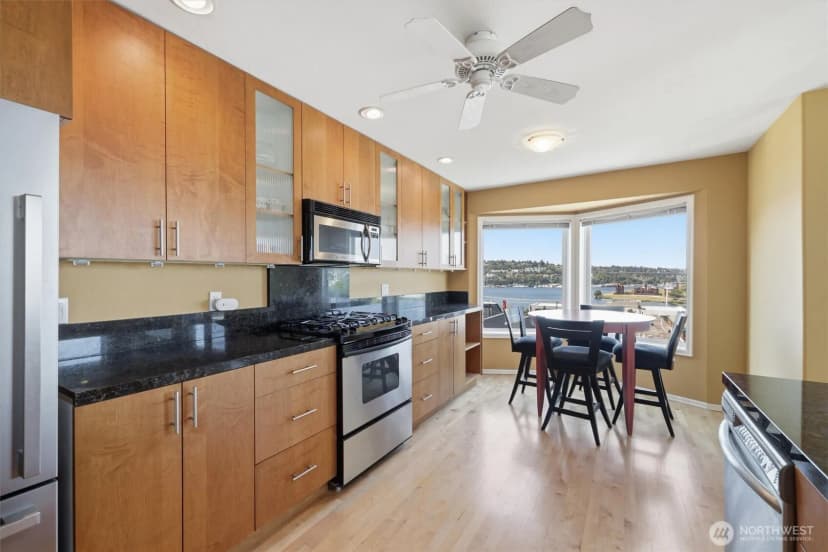 Property photo for 2713 Boylston Avenue E #201, Seattle photo 11