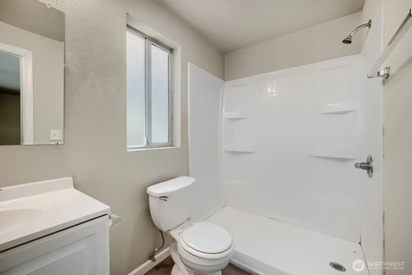 Property photo for 11012 195th Avenue E, Bonney Lake photo 20
