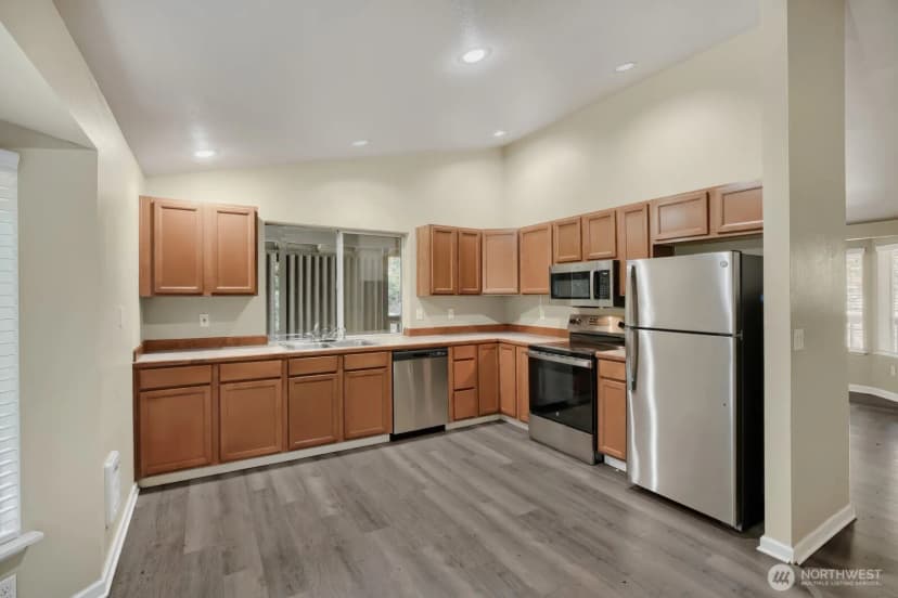 Property photo for 11012 195th Avenue E, Bonney Lake photo 6