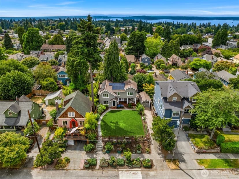 Property photo for 3435 Walnut Avenue Sw, Seattle photo 37