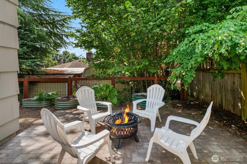 Property photo for 3435 Walnut Avenue Sw, Seattle photo 30