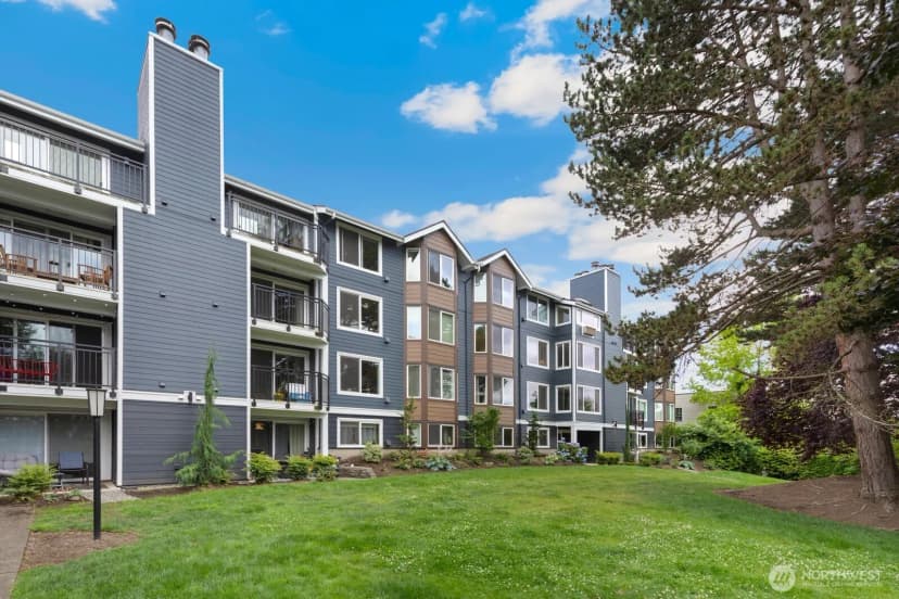 Property photo for 150 Ne 95th Street #302, Seattle photo 26