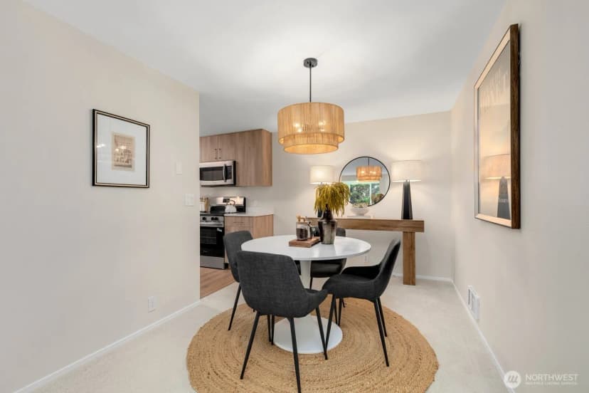 Property photo for 150 Ne 95th Street #302, Seattle photo 15