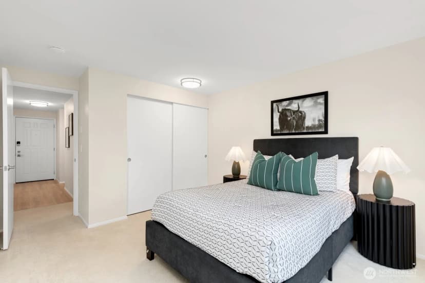 Property photo for 150 Ne 95th Street #302, Seattle photo 23