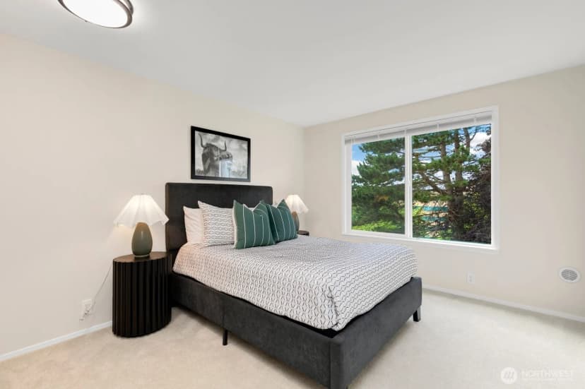 Property photo for 150 Ne 95th Street #302, Seattle photo 22