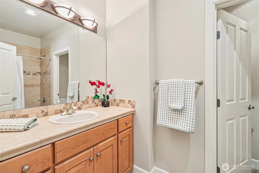 Property photo for 14225 Se 87th Place, Newcastle photo 37
