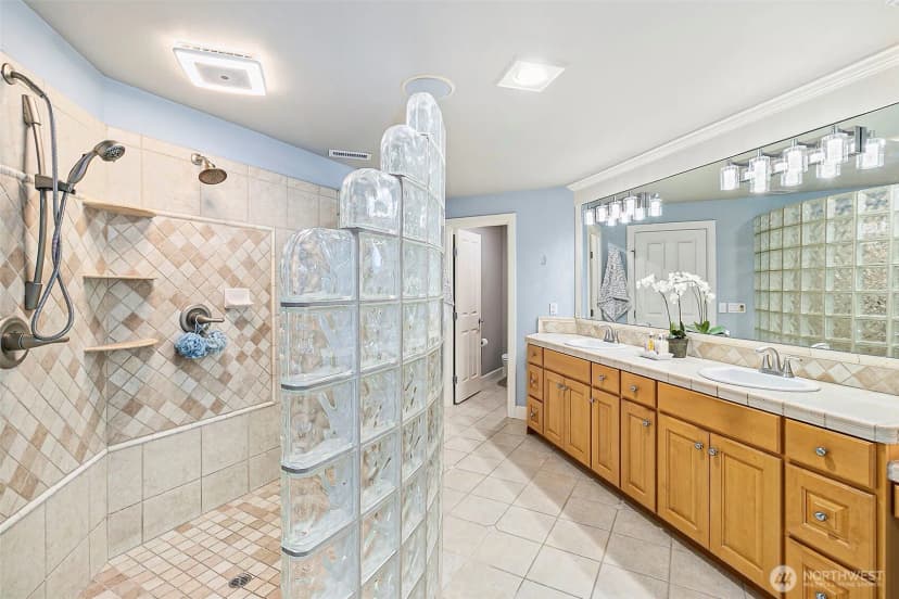 Property photo for 14225 Se 87th Place, Newcastle photo 22