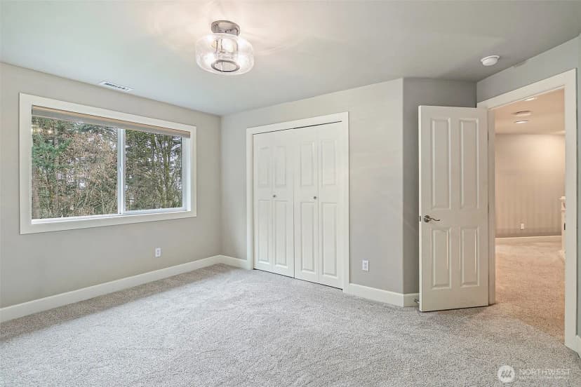 Property photo for 14225 Se 87th Place, Newcastle photo 27
