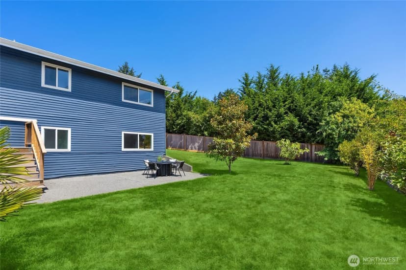 Property photo for 7563 Ne Emerald Way, Bainbridge Island photo 32