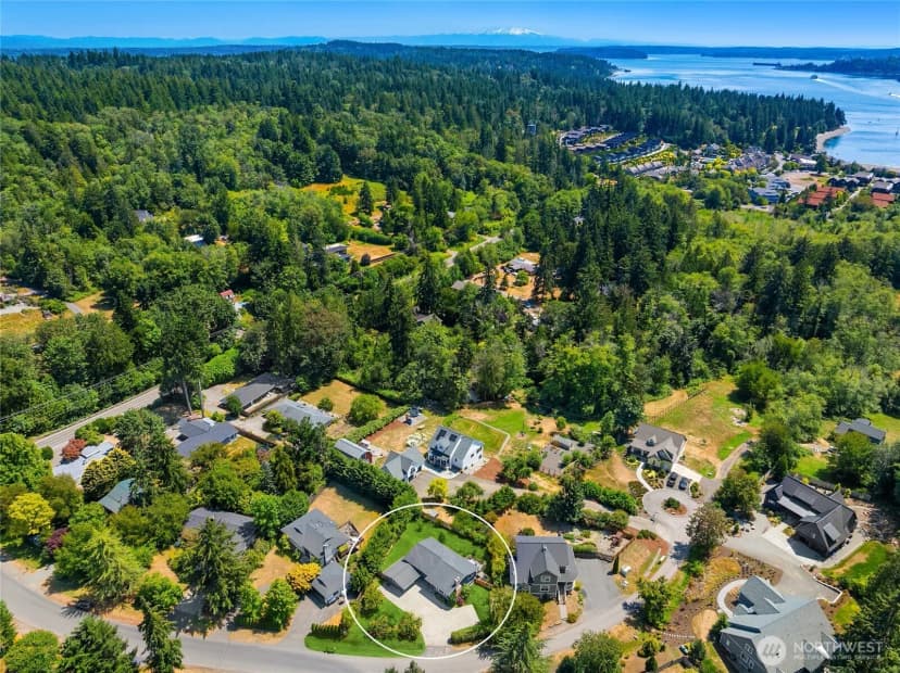 Property photo for 7563 Ne Emerald Way, Bainbridge Island photo 37