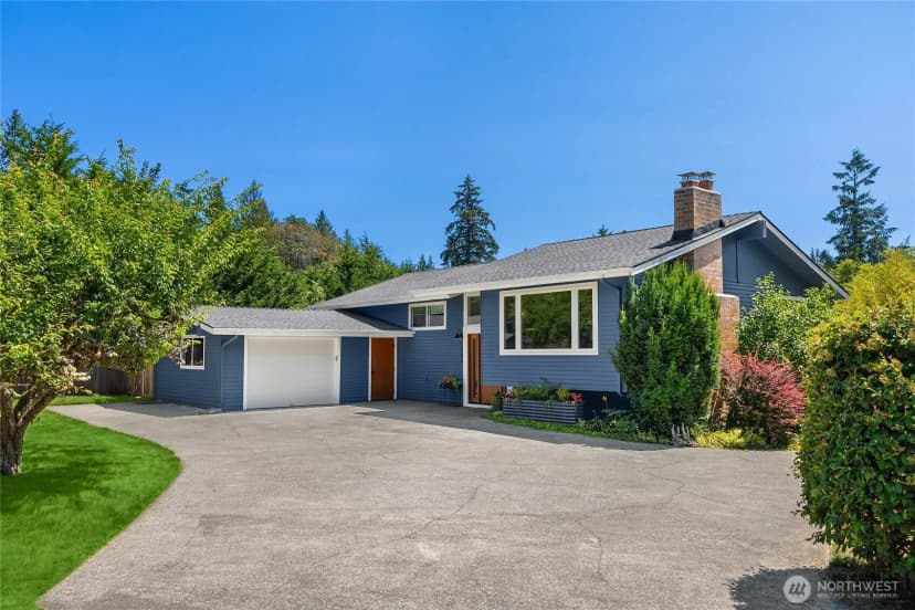 Property photo for 7563 Ne Emerald Way, Bainbridge Island photo 3