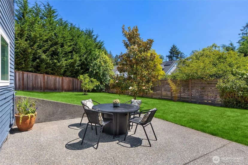 Property photo for 7563 Ne Emerald Way, Bainbridge Island photo 28