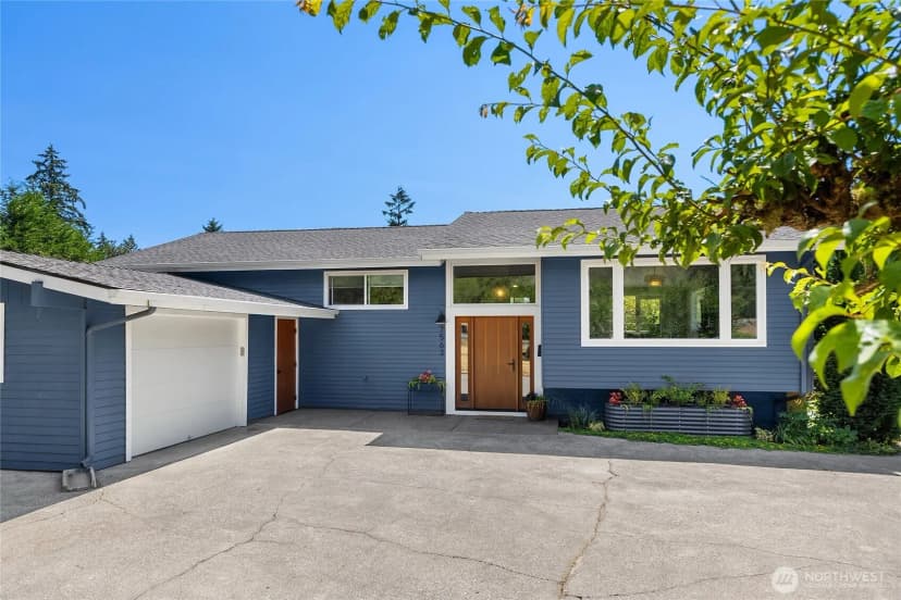 Property photo for 7563 Ne Emerald Way, Bainbridge Island photo 4