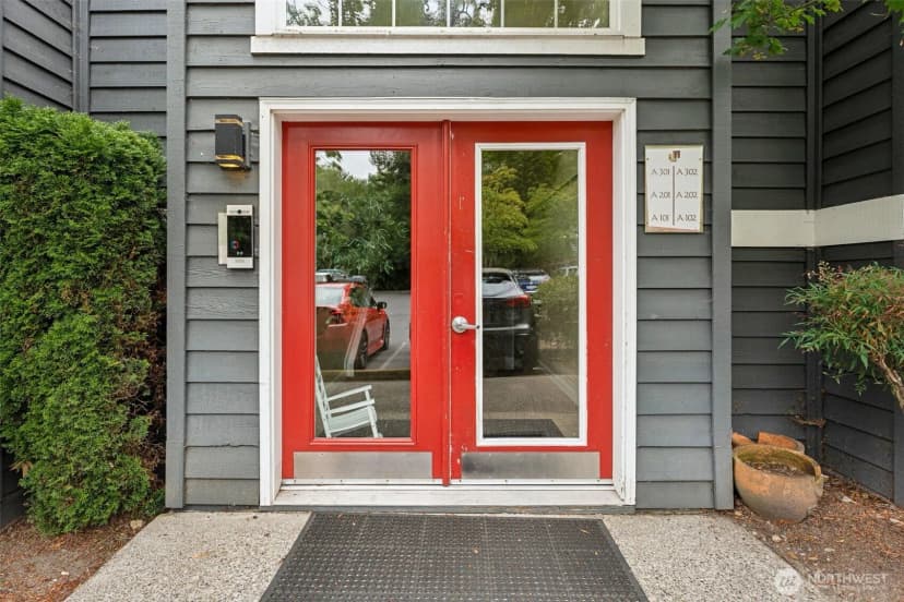 Property photo for 23410 18th Avenue S #a101, Des Moines photo 15