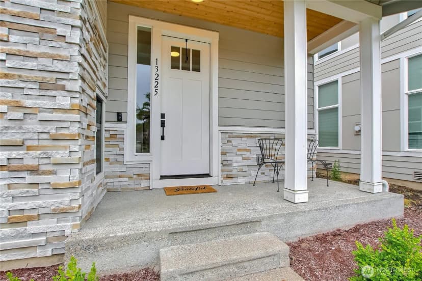 Property photo for 13225 189th Avenue E, Bonney Lake photo 3