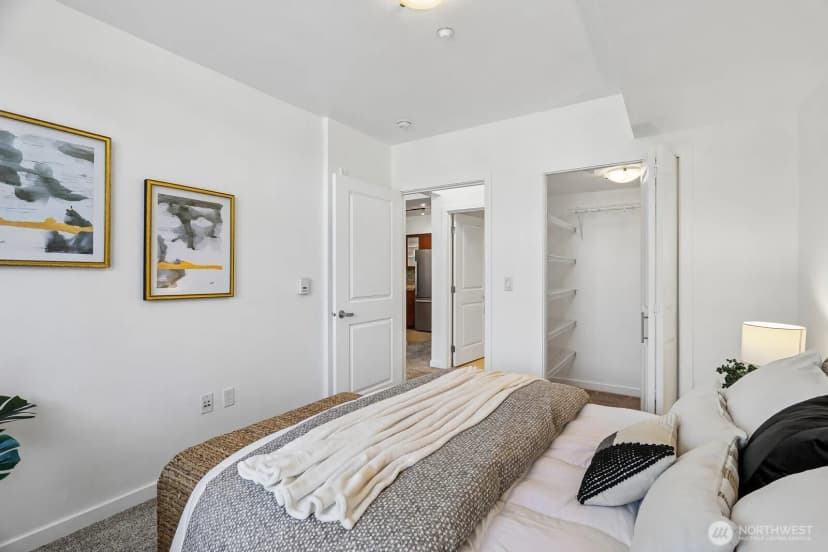 Property photo for 211 Kirkland Avenue #206, Kirkland photo 23