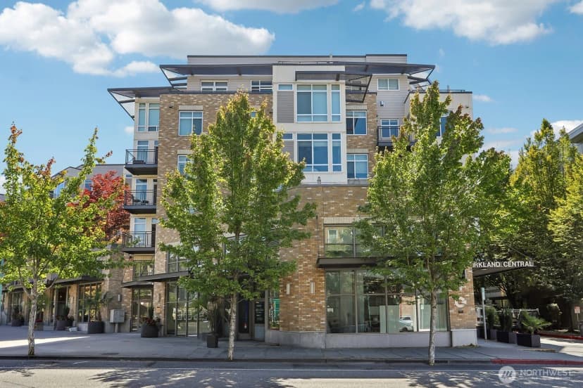 Property photo for 211 Kirkland Avenue #206, Kirkland photo 32