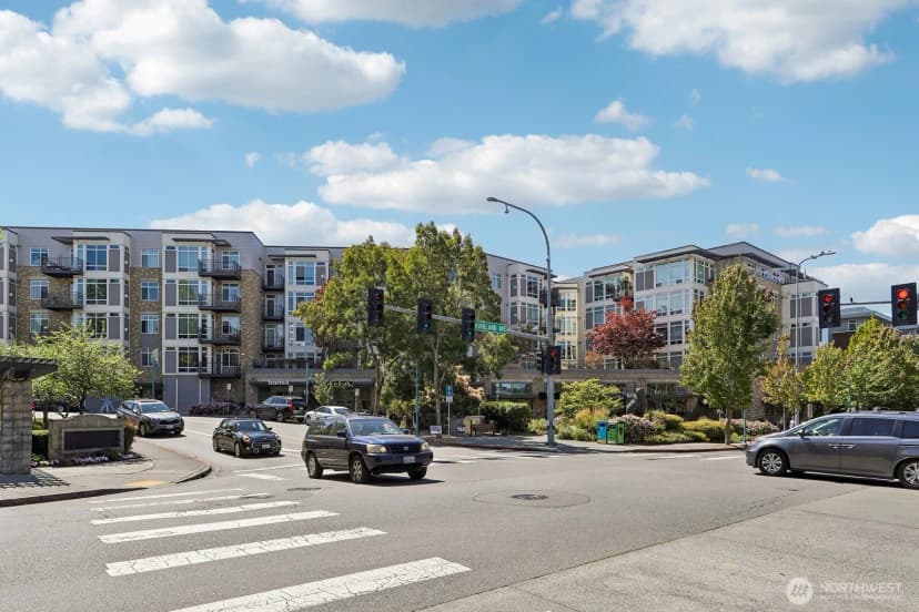 Property photo for 211 Kirkland Avenue #206, Kirkland photo 34