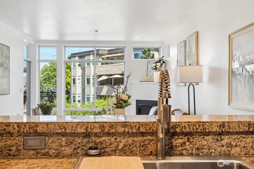 Property photo for 211 Kirkland Avenue #206, Kirkland photo 14