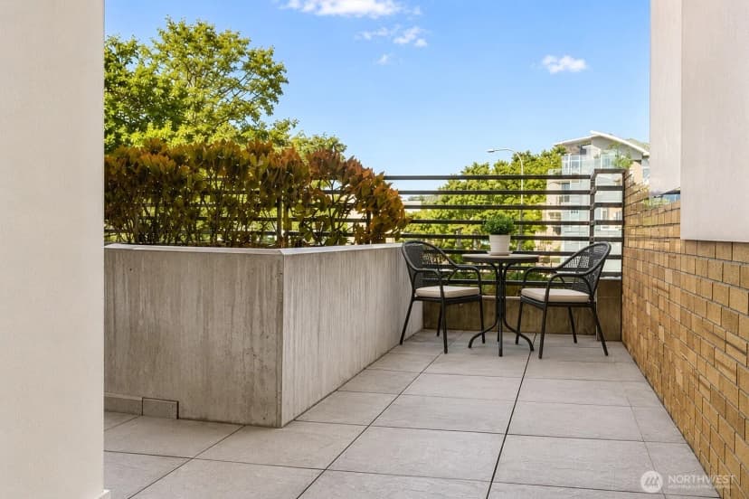 Property photo for 211 Kirkland Avenue #206, Kirkland photo 17