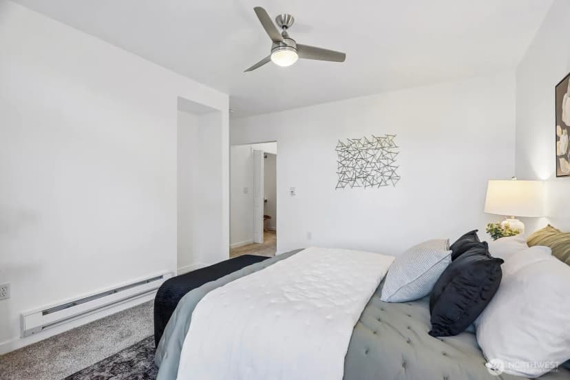 Property photo for 211 Kirkland Avenue #206, Kirkland photo 16