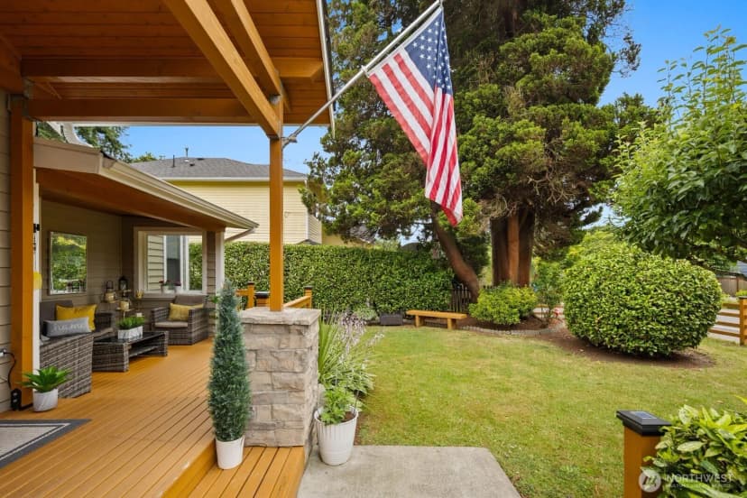 Property photo for 16030 12th Avenue Ne, Shoreline photo 4