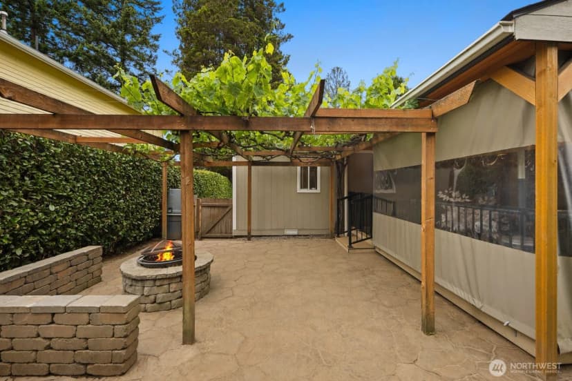 Property photo for 16030 12th Avenue Ne, Shoreline photo 39