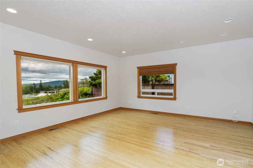 Property photo for 1810 Island View Place, Anacortes photo 11