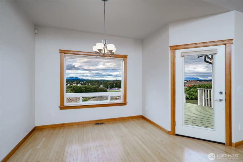 Property photo for 1810 Island View Place, Anacortes photo 6