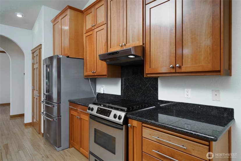 Property photo for 1810 Island View Place, Anacortes photo 8