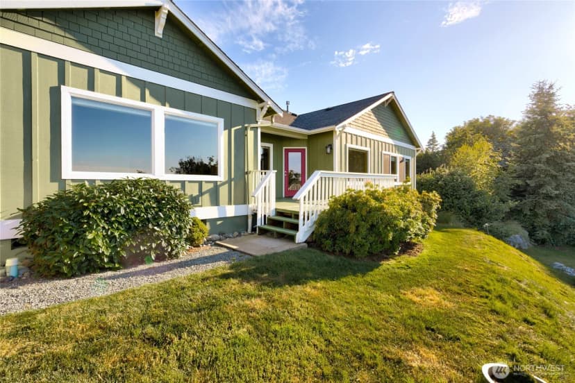 Property photo for 1810 Island View Place, Anacortes photo 25