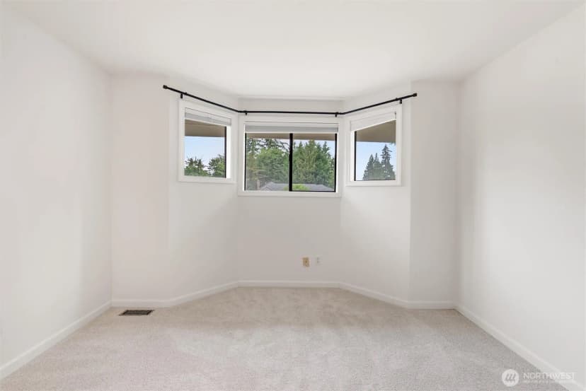 Property photo for 15813 Se 160th Place, Renton photo 34