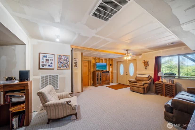 Property photo for 2132 W 8th Street, Bucoda photo 26