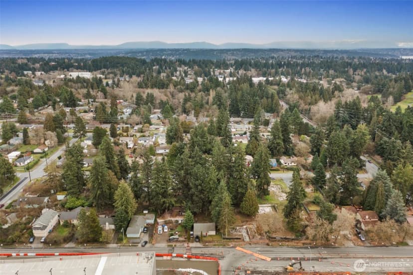 Property photo for 14552 5th Avenue Ne, Shoreline photo 12