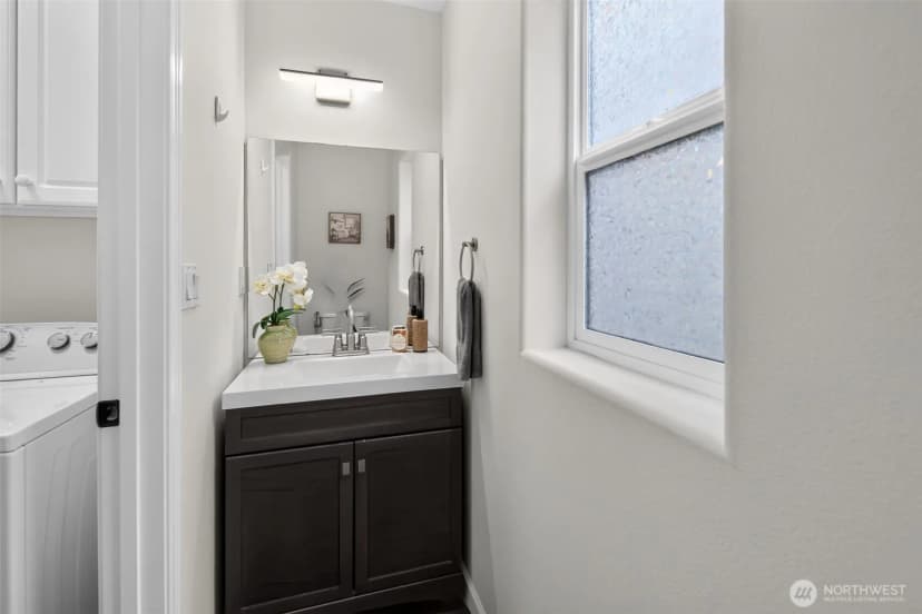 Property photo for 8033 118th Avenue Ne, Kirkland photo 15